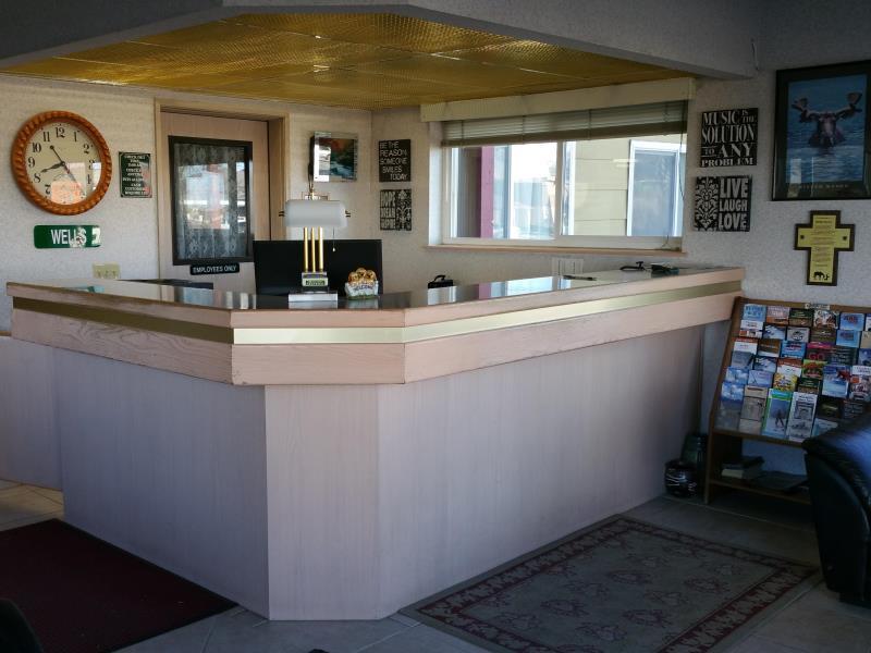 Surestay Hotel By Best Western Уэллс Экстерьер фото